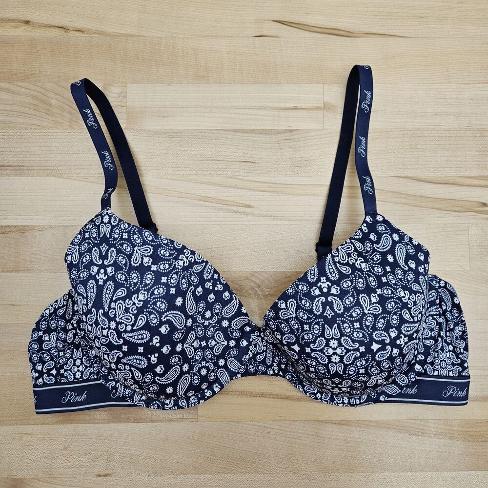 Victoria’s Secret 40B Wear Everywhere Padded Push Up Bra Bandana Print Underwire